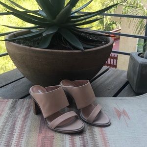 Alias Mae Evoke Sandal